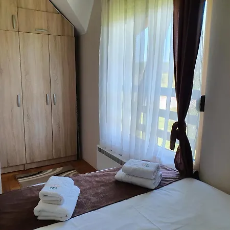 Goga Apartment *