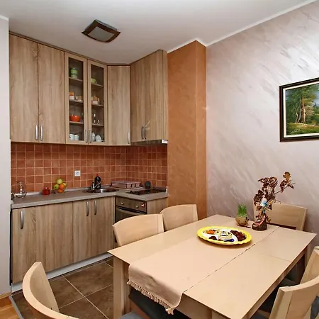 Goga Apartment